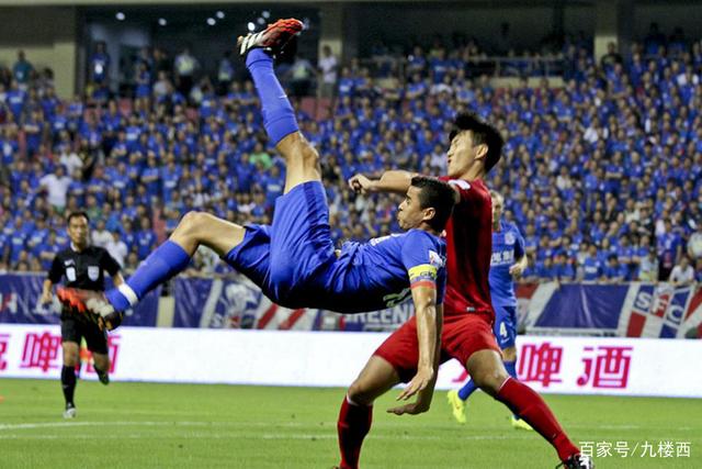 U23国足败给韩国，徐彬表现不佳需及时调整阵容